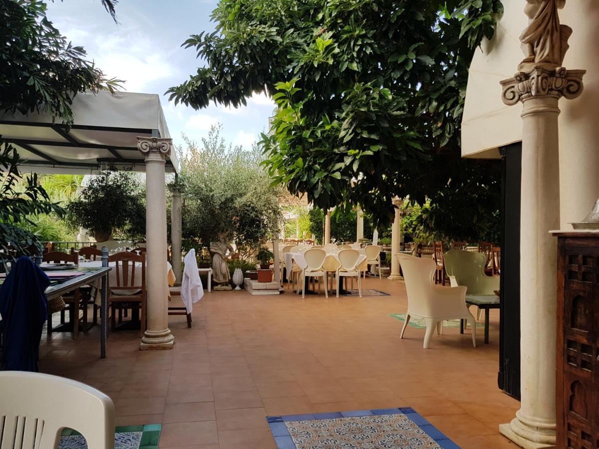 Federico Re Aparthotel